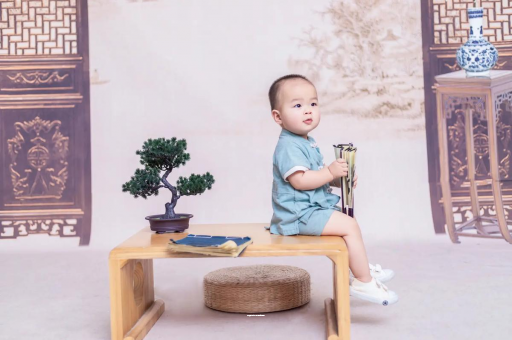 梅州宝宝掉头发是怎么回事